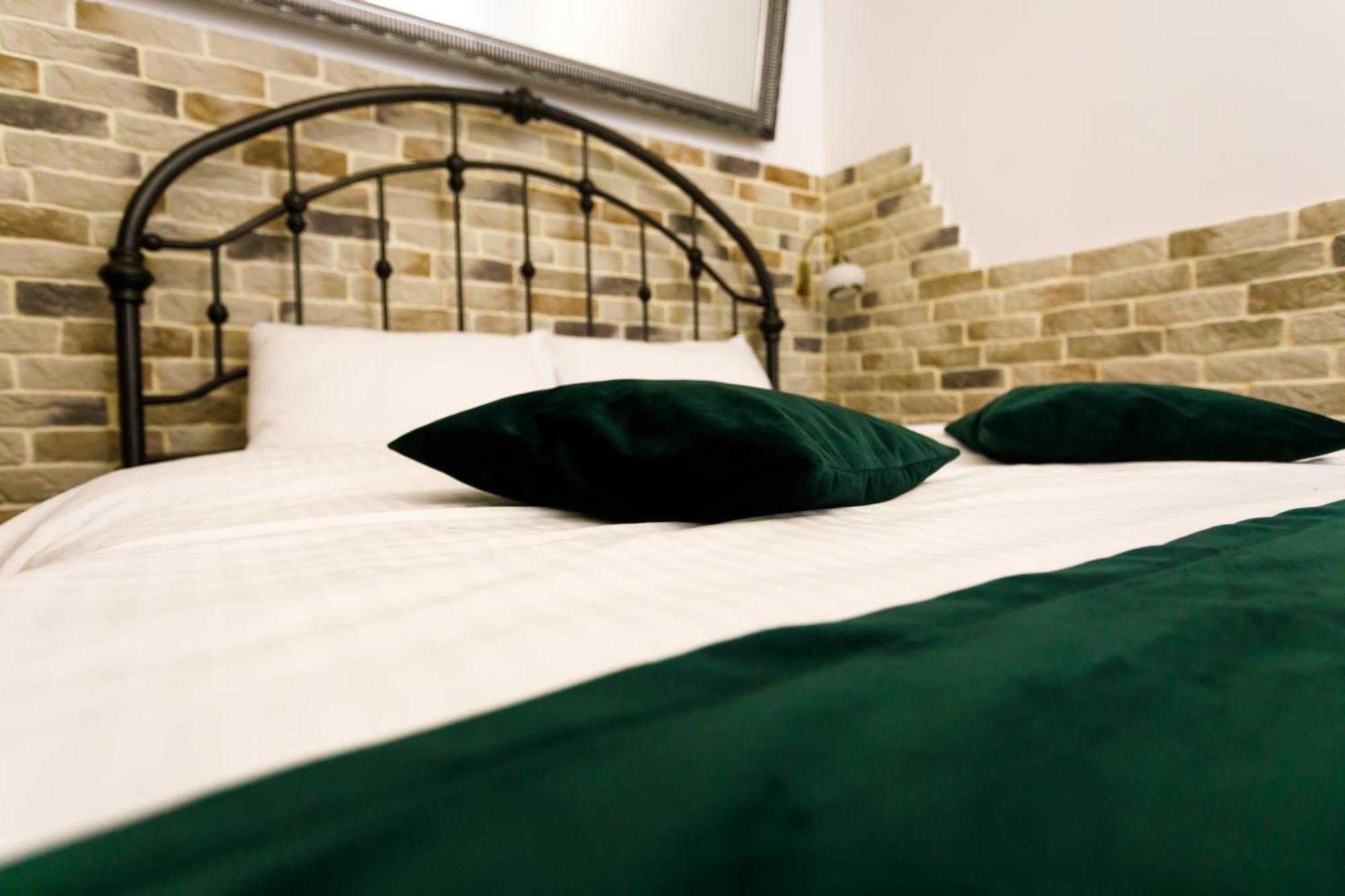 Gong Apartments Sibiu Ngoại thất bức ảnh